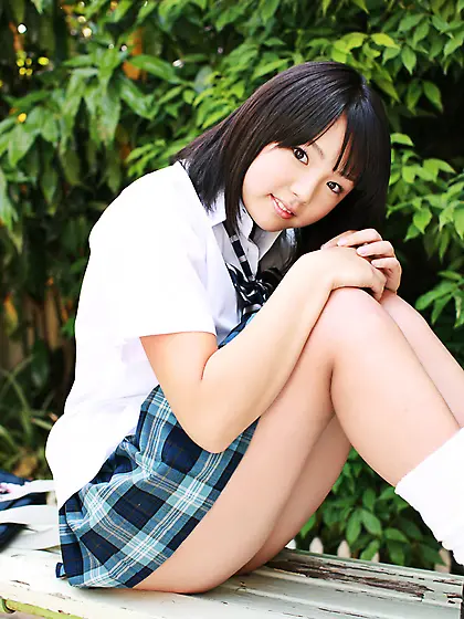 Ai Shinozaki is in a coed gal outfit looking scrumptious.