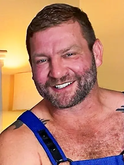 Gimp bends dicking treat