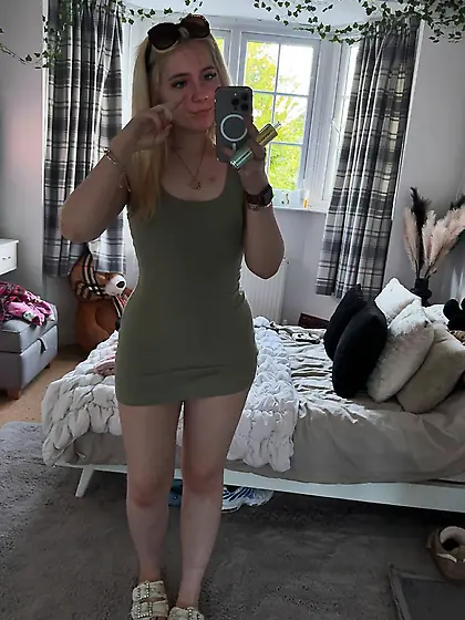 Like if you want the nude pics