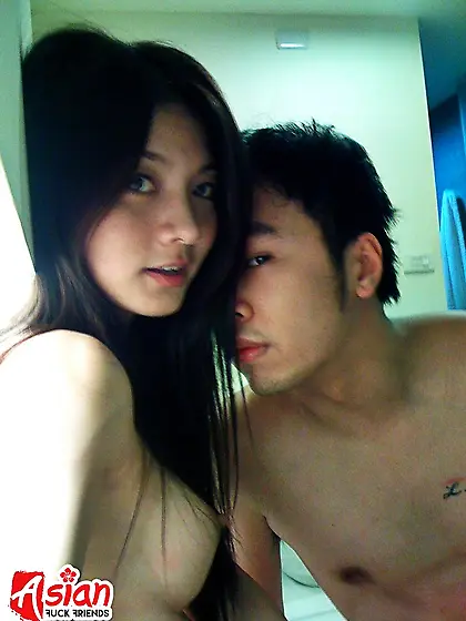 Japanese amateur couple homemade