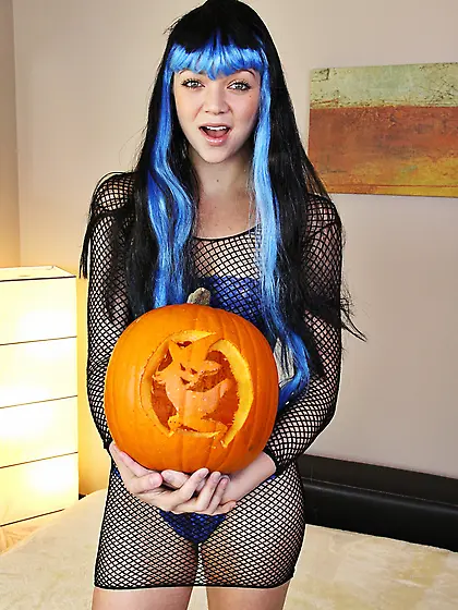 Sexy Halloween Deepthroat