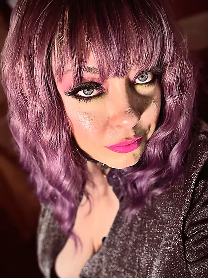 Tina Snua Selfies #106