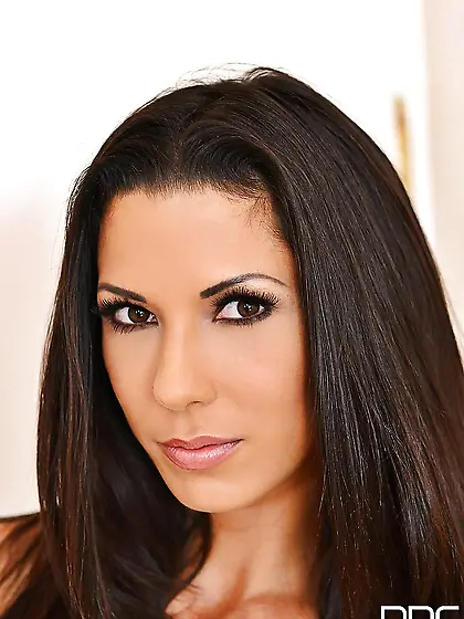 Chick with expressive brown eyes comes home and gets naked going