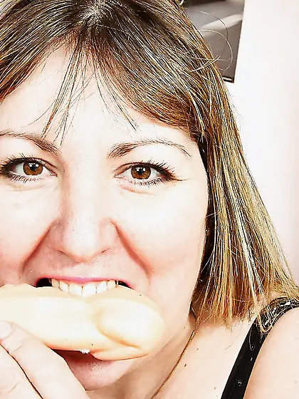 Amateur saggy tits wife