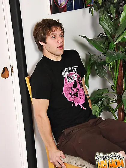 The bosomy milf Keira Kensley likes the rough attack of the blac