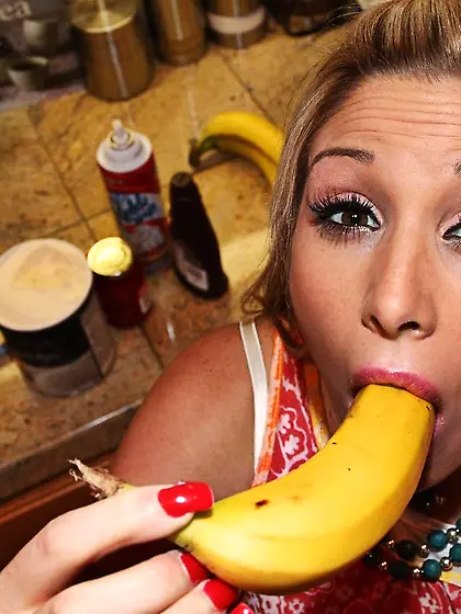 Malia Kelly gags on two bananas then gets fucked and takes cock