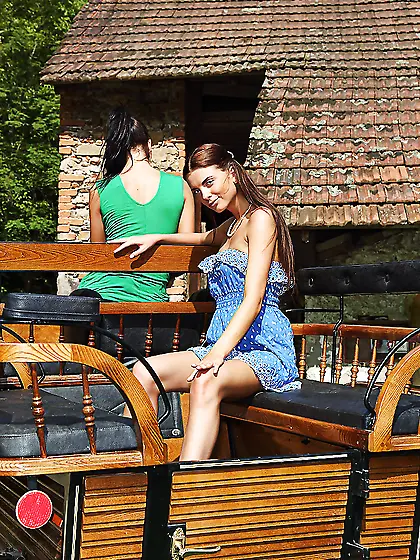 Teen pretty masturbation