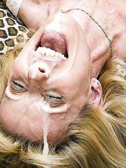 MUMMY FACIAL CUMSHOT JISM