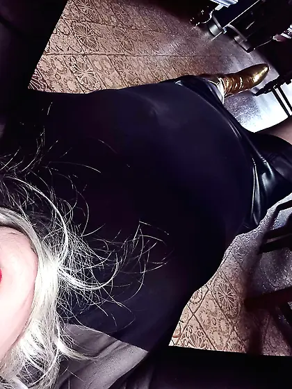 crossdresser choking