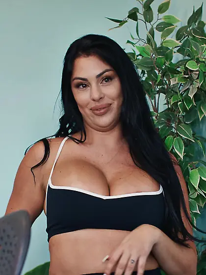 Black-haired maid Sapphire Astrea sucks huge cock and gets pound