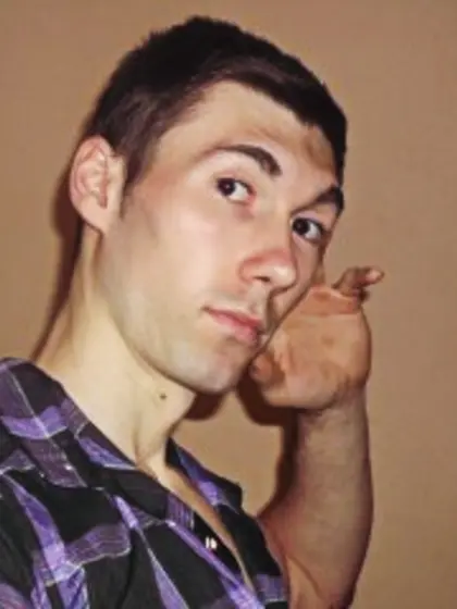 Brunette Ethan Zoom.