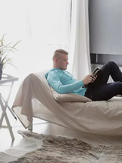 Chicks brazenly unzip boy's pants and make him drill their cunts