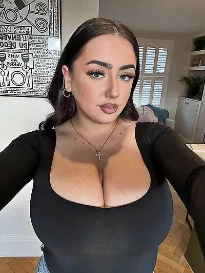 Busty Chav