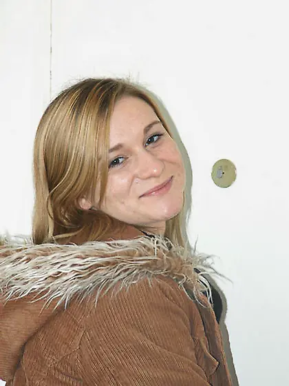 Hot blonde babe Lucy Cattiva slurps on her lover's fat dong