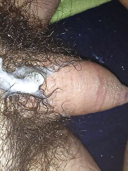 Frisch rasiert und dann gefickt