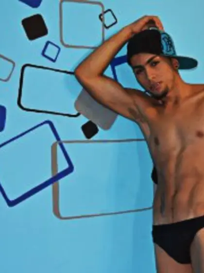 Brunette Xxxroccohot Dancing.