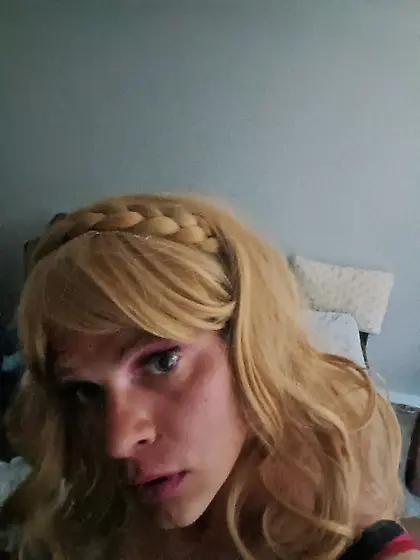 Pretty CD wishing to be feminized and transitioned