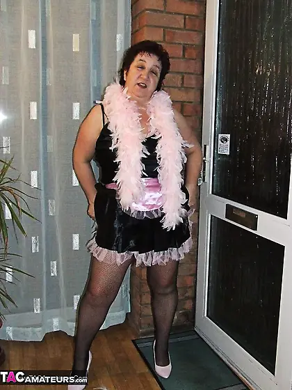 Mature maid size body