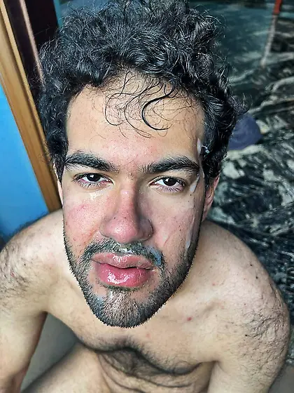 Luis,  24.  São Paulo/Brazil.  Proud Fag