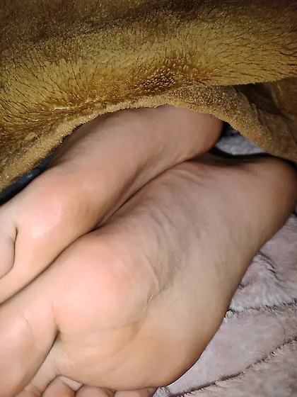 My sleepy cousin feet