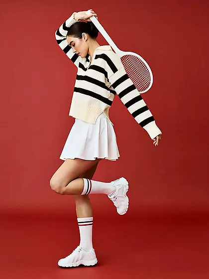 Mixed Asian Model Mia