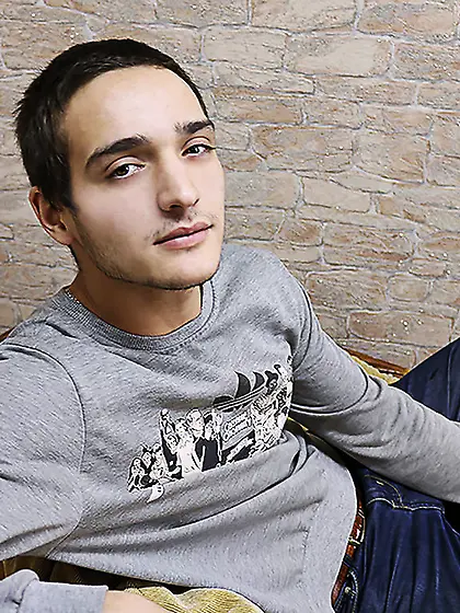 White young gay derekturner