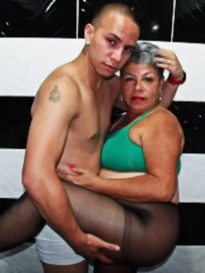 Brunette Teen Justyn and Matia.