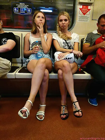 Women Notice Perverts Recording Them