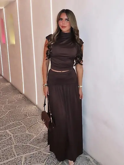 Tight brunette Lincoln uni slut - Lily