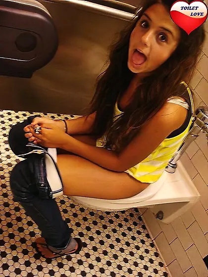 Toilet hotties