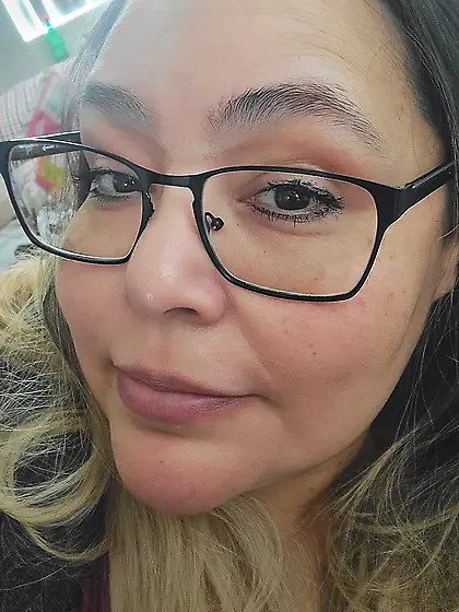 Capricornio77 - sunglass beauty