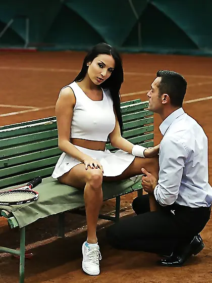 French facial tight skirt