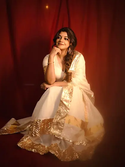 Mallu milk cow Aparna Balamurali