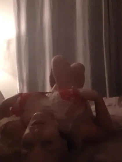 Slut mom Linda exposed