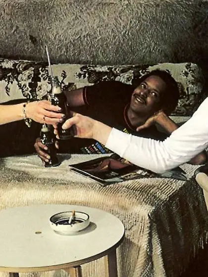 Seventies couples playing dirty