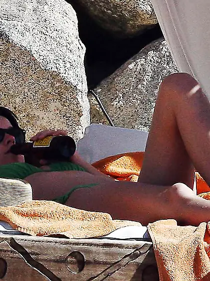 Katy Perry Cameltoe And Nymph Bits