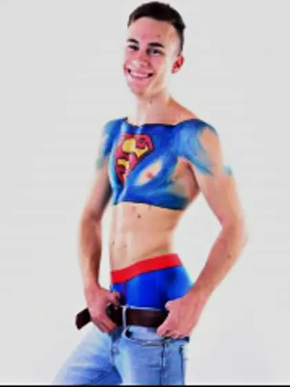 Brunette louietwink perform anal