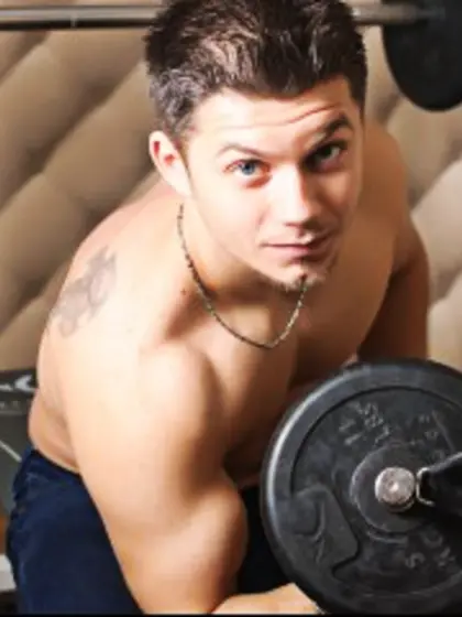 Brunette robbyshaw perform anal