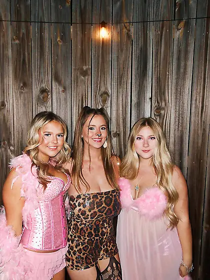 Rhyleigh Ivy Busty Cute Nonnude