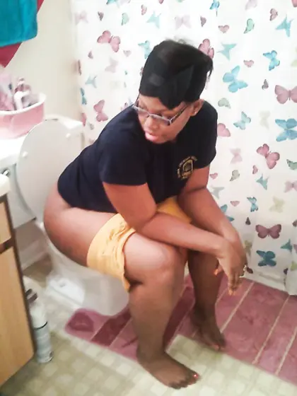Ebony Women on the toilet