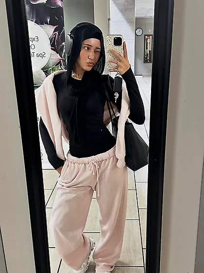 Hot arab hijabi slut