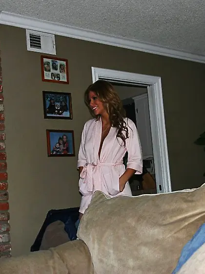 Brooklyn Lee takes her robe off in front of the camera and blows