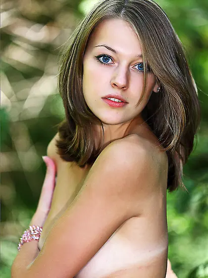 Playful bimbo Tamara MPL is stripping outdoor showing tan lined