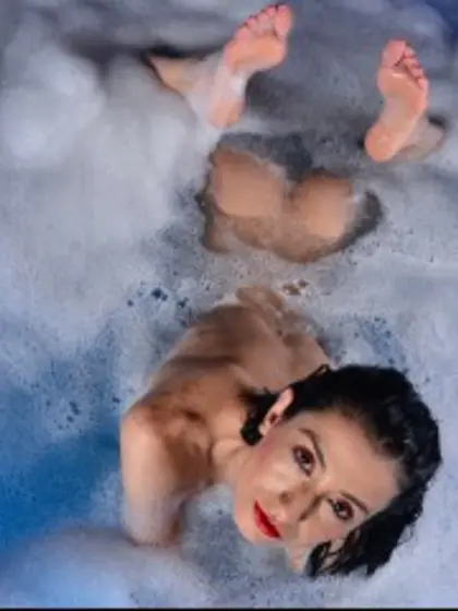 Brunette jazzmyn perform anal