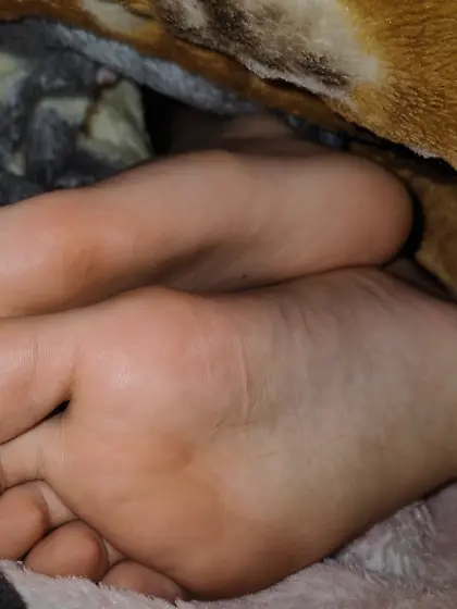 My sleepy cousin feet