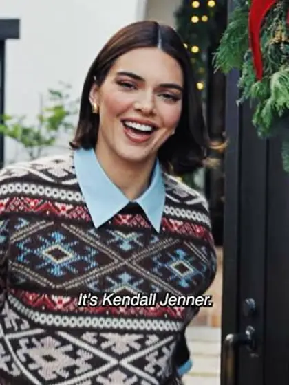Kendall Jenner - Christmas