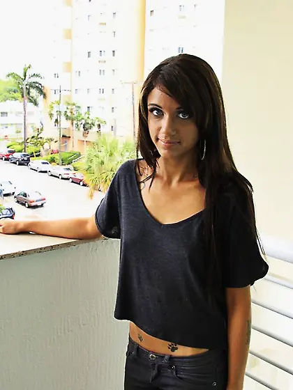 Modest brunette goes out to the balcony to suck a hard dick and