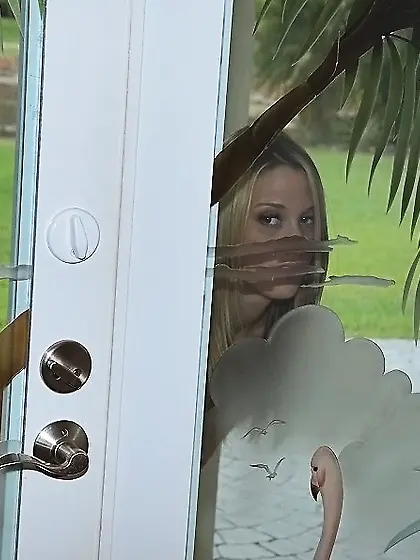 There's nothing like a passionate blonde slut,  this hottie