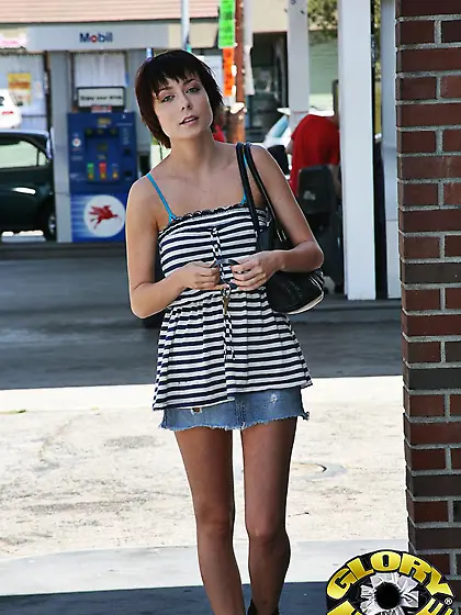 Irresistible,  short haired Zoe Voss spends her afternoon enjoyin