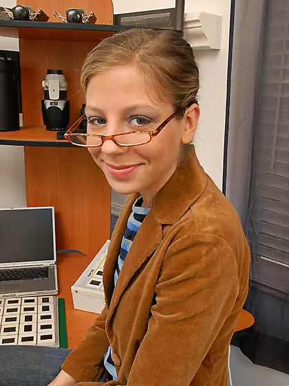 The blonde teen Chastity Lynn is showing her childish looking na